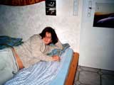 Diana auf Patrick's Bett